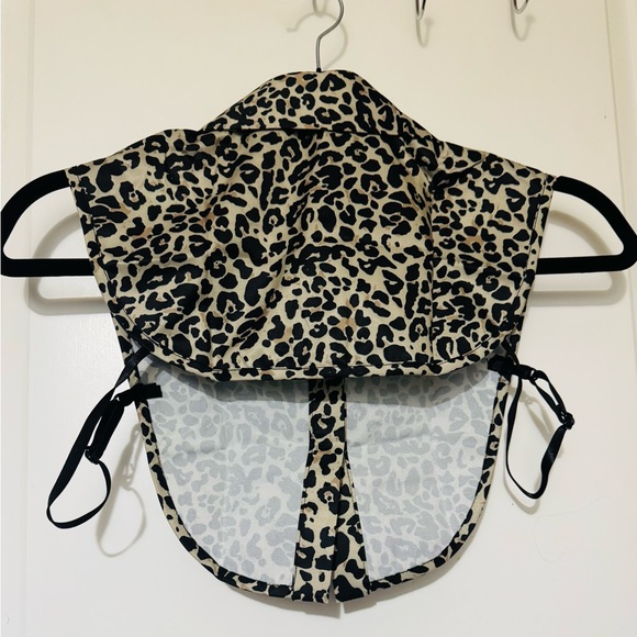 Chic Leopard Print Detachable Collar - Picture 2 of 2